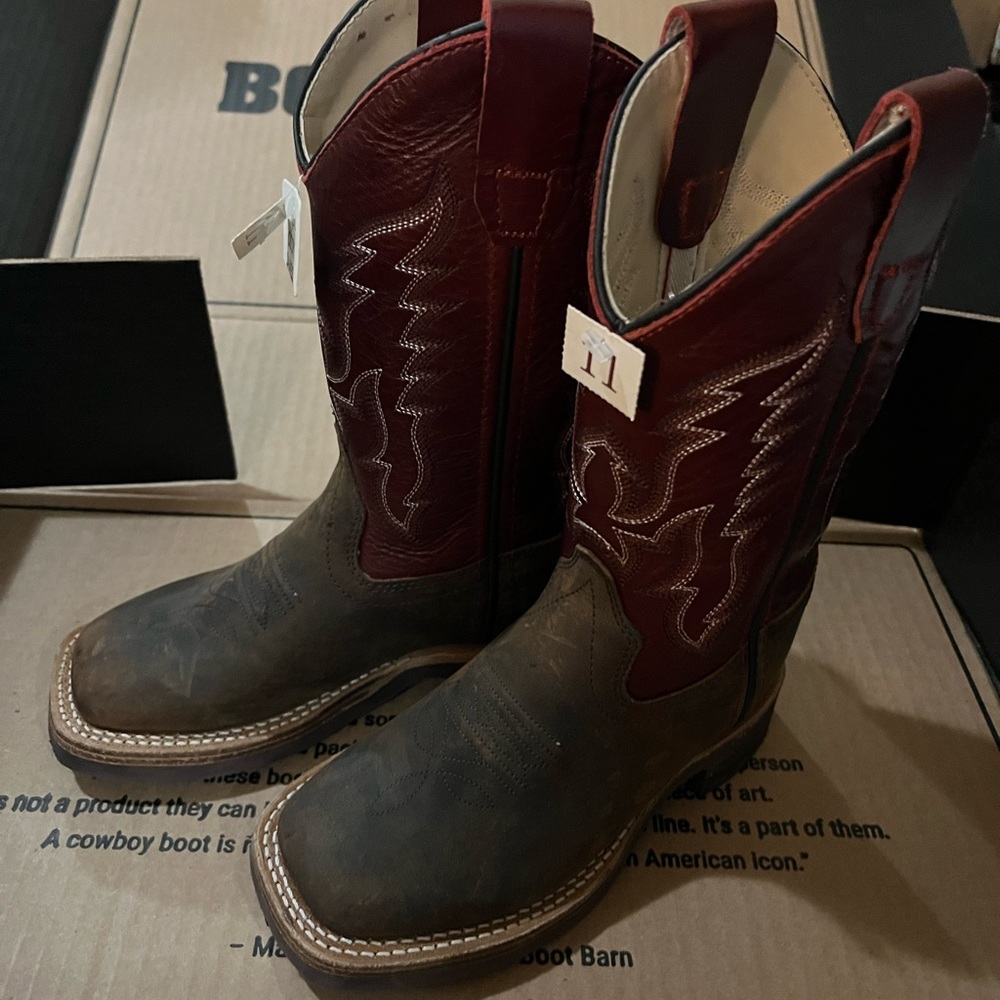 Cody James Boys' Red Top Western Boots